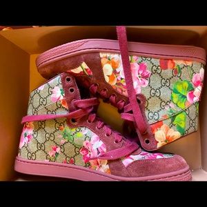 Authentic Gucci Bloom Tennis Shoe